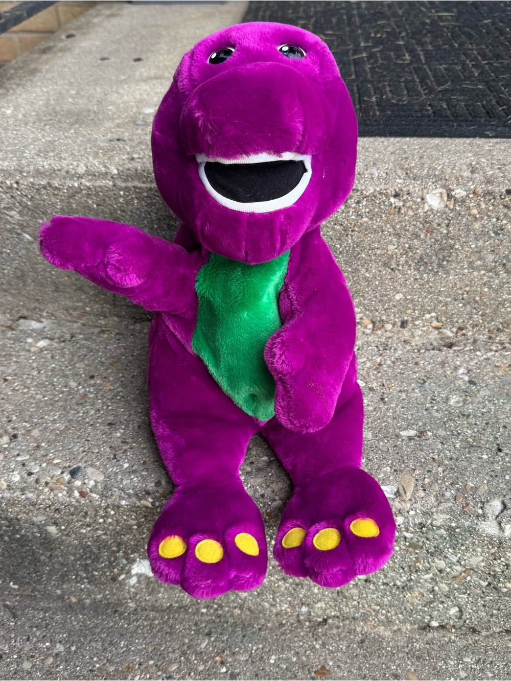 VINTAGE 1997 ACTIMATES INTERACTIVE BARNEY PLUSH TOY! TALKS/SINGS 14in tall